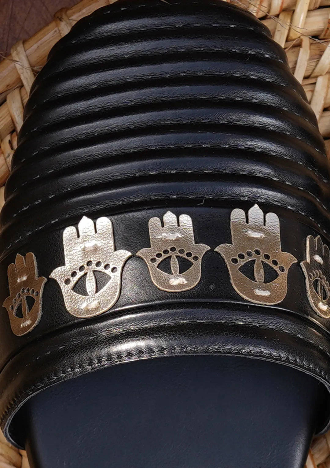 Nazrana  ( Mules )