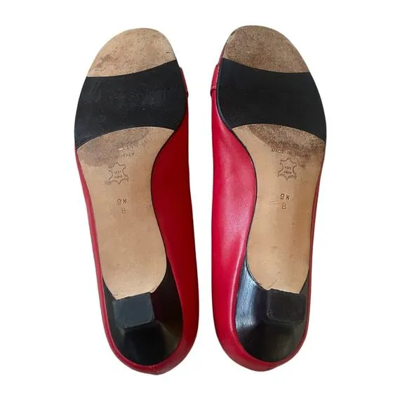 Neiman Marcus 9.5 Amalfi Italian Leather Kitten Heels Gold Round Toe Low Red