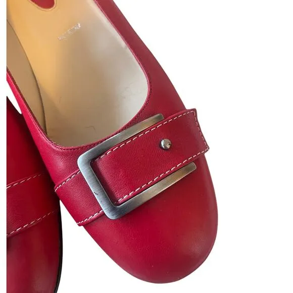 Neiman Marcus 9.5 Amalfi Italian Leather Kitten Heels Gold Round Toe Low Red