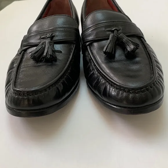 Nettleton Comfort Walk handcrafted black leather loafers