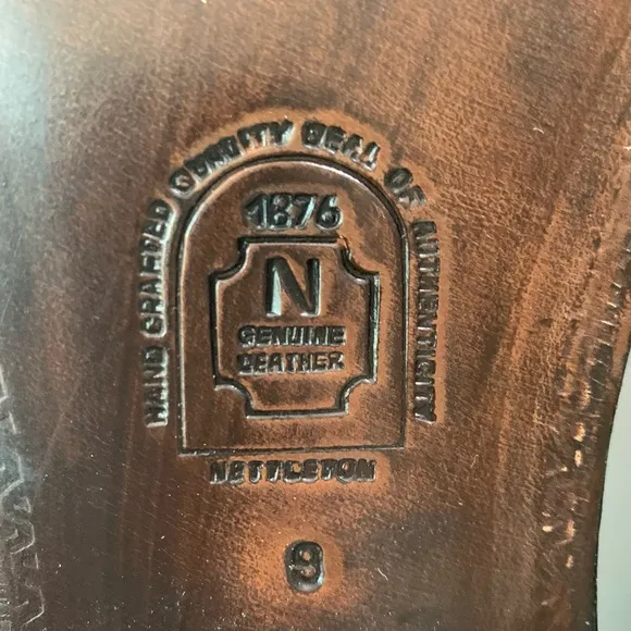 Nettleton Comfort Walk handcrafted black leather loafers