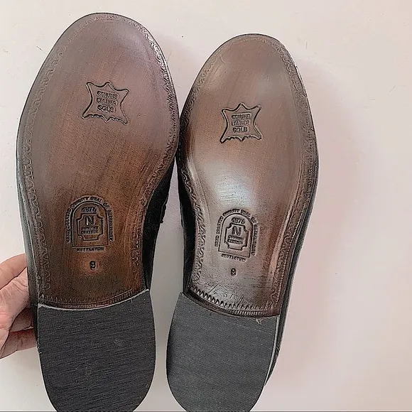 Nettleton Comfort Walk handcrafted black leather loafers
