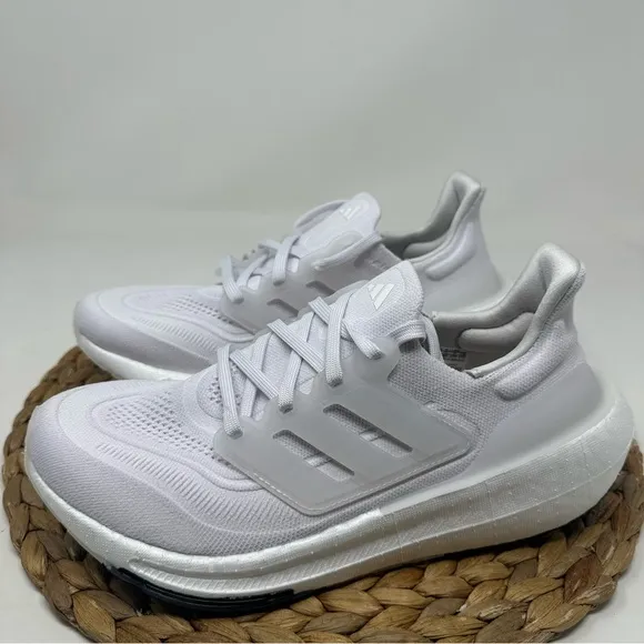 New ADIDAS Ultraboost Light Running Shoes White Size 8 Women's