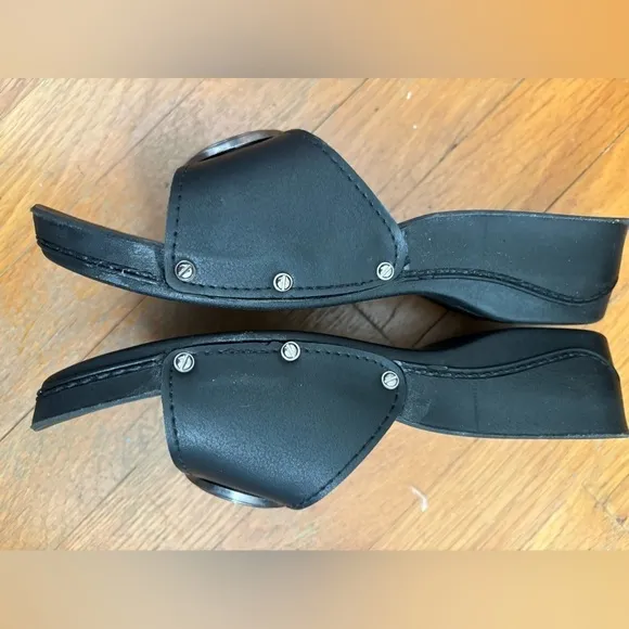 New Aryan Black summer low heel mules size 6