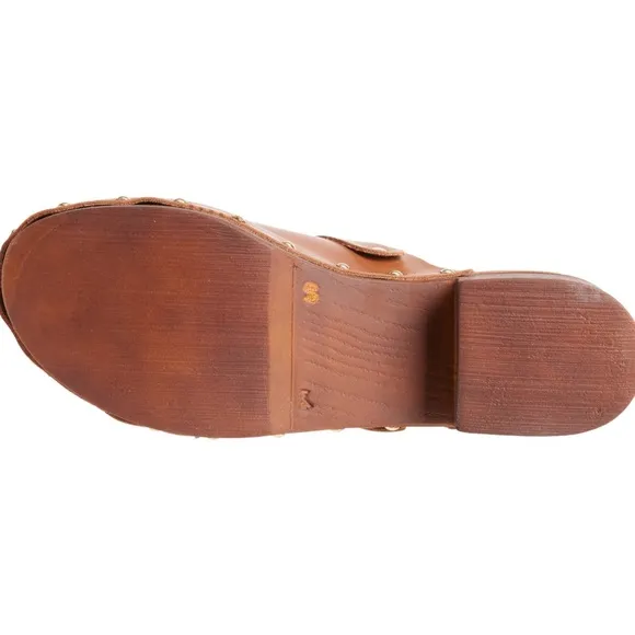 New! Avellin Italian 🇮🇹 Leather Studded Clogs Mules size 40