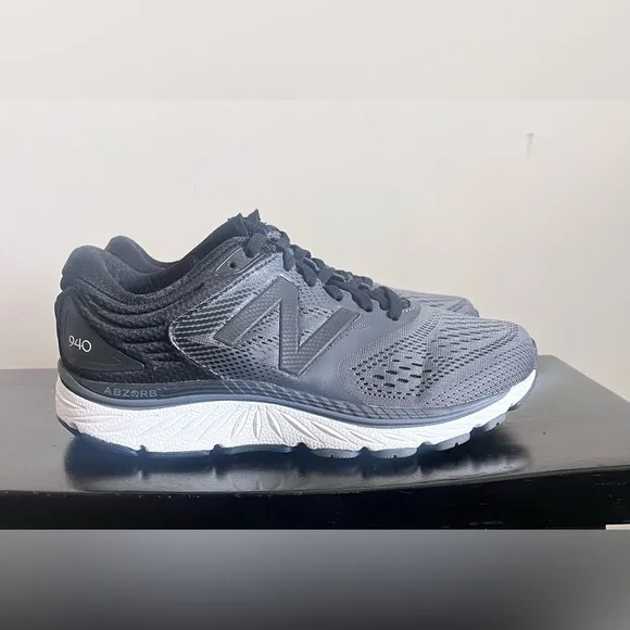 New Balance 940 V4 Women’s Size 8 Road Running Black/Magnet Arch Support Shoes