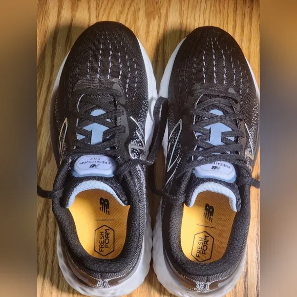 New Balance Fresh Foam Black Running Workout Gym Shoes Womens Size 7