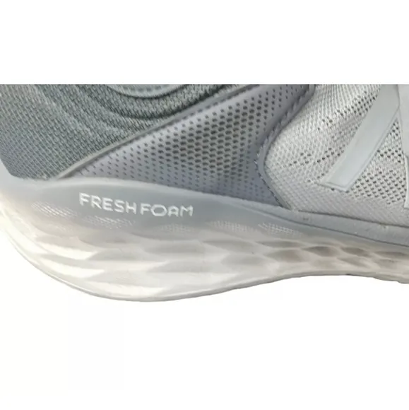 New Balance Fresh Foam More v2 Aluminum Steel Running Shoes Men’s Size 1…