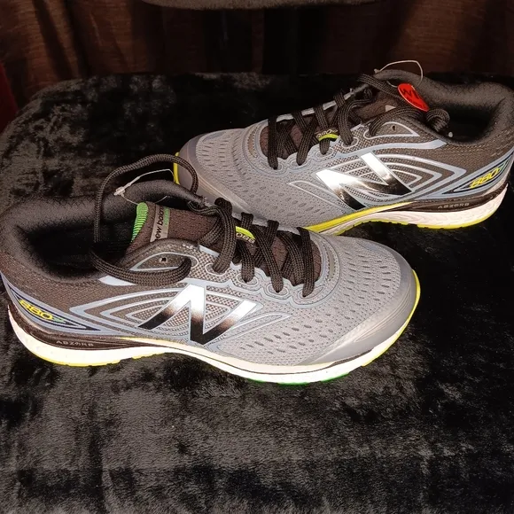 New Balance Gray and Black Athletic Shoes
