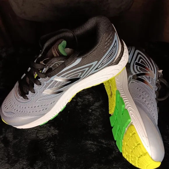 New Balance Gray and Black Athletic Shoes