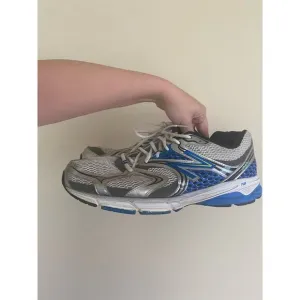 New Balance Mens 940 V2 M940WB2 Gray Blue Running Shoes Sneakers Size 11.5