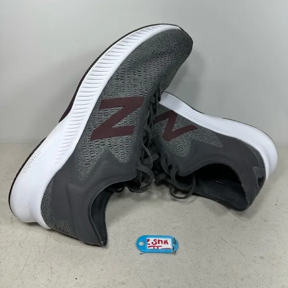 New Balance Mens Fresh Foam Sport Gray Athletic Running Shoes MPESUMG Size 10