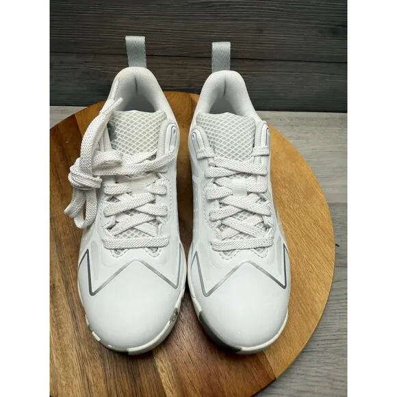 New Balance Youth Baseball Shoes Sz 1 M White Cleats
