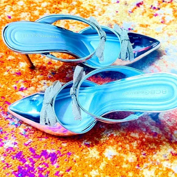 New BCBGenerationBardia Metallic Patent Rhinestone Bows Dress Mules
