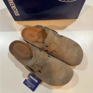 New Birkenstock Men's Tan Suede Clogs Boston BS Taupe 43 10-10.5