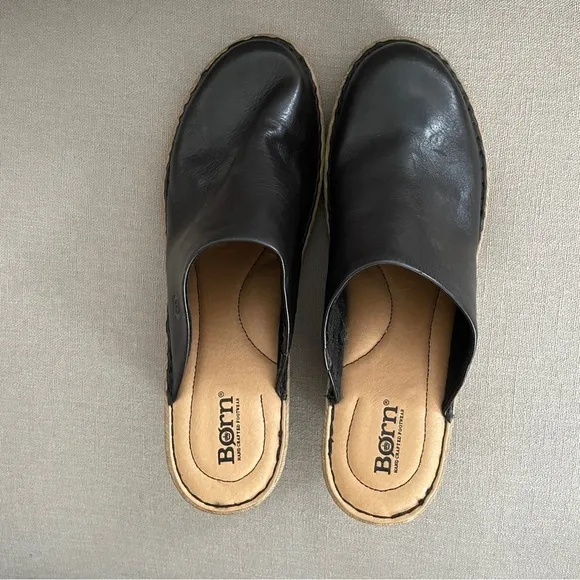 NEW Born Natalie Comfort Clogs Black Leather Wood Look Sole Women’s Size 11
