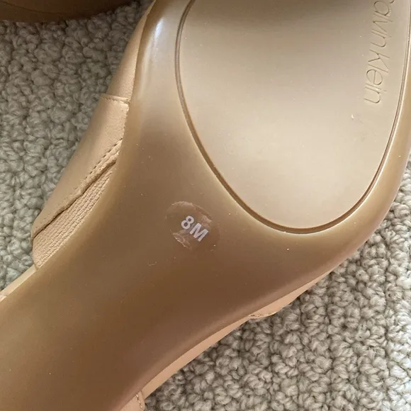 NEW Calvin Klein Slingback Nude Pumps Heels Wrap Around Kitten Mary Janes Size 8