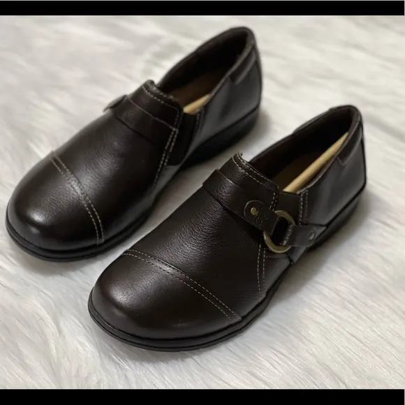NEW CLARKS WOMEN'S CHEYN FAME