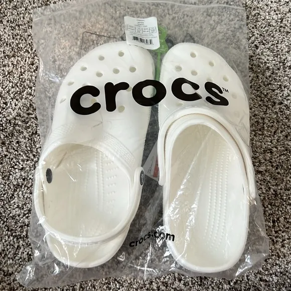 New Crocs Classic Clog Color: White Size: M7/W9