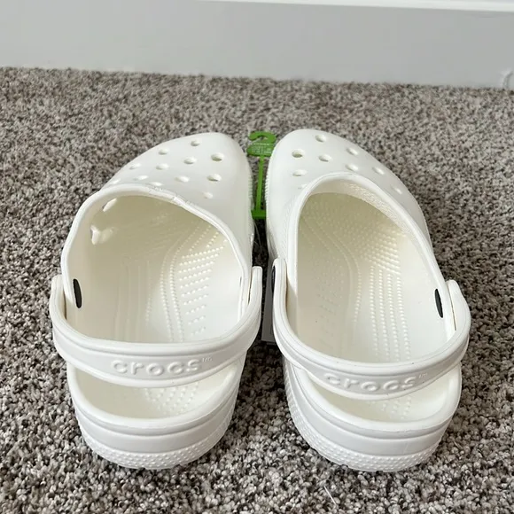New Crocs Classic Clog Color: White Size: M7/W9