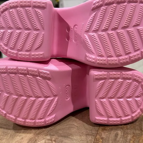 NEW ⭐️⭐️ CROCS SIREN Pink BOW CLOGS 210000 Platform Shoes Iconic Comfort Sz 7