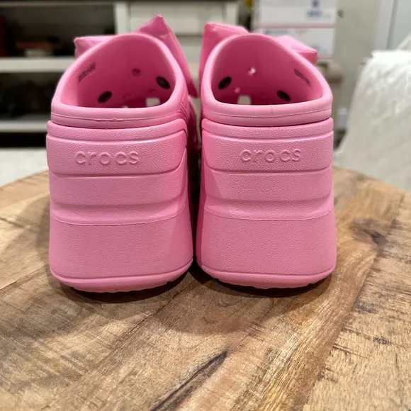 NEW ⭐️⭐️ CROCS SIREN Pink BOW CLOGS 210000 Platform Shoes Iconic Comfort Sz 7