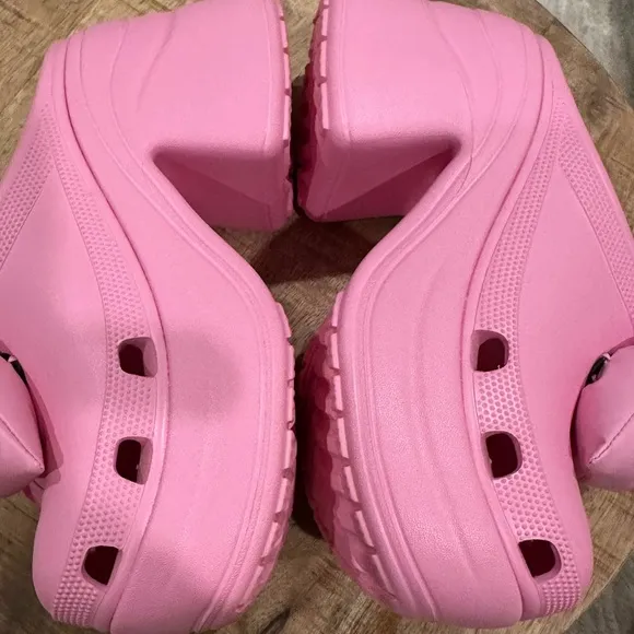 NEW ⭐️⭐️ CROCS SIREN Pink BOW CLOGS 210000 Platform Shoes Iconic Comfort Sz 7