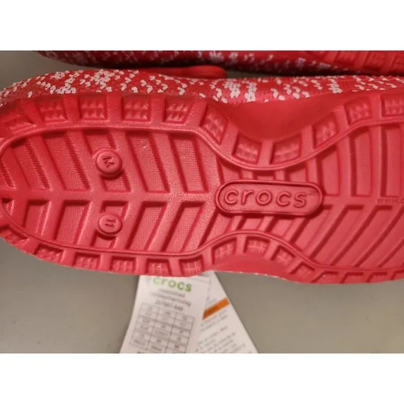 New Crocs Unisex-Adult Classic Lined Holiday Charm Clogs US M11 Red
