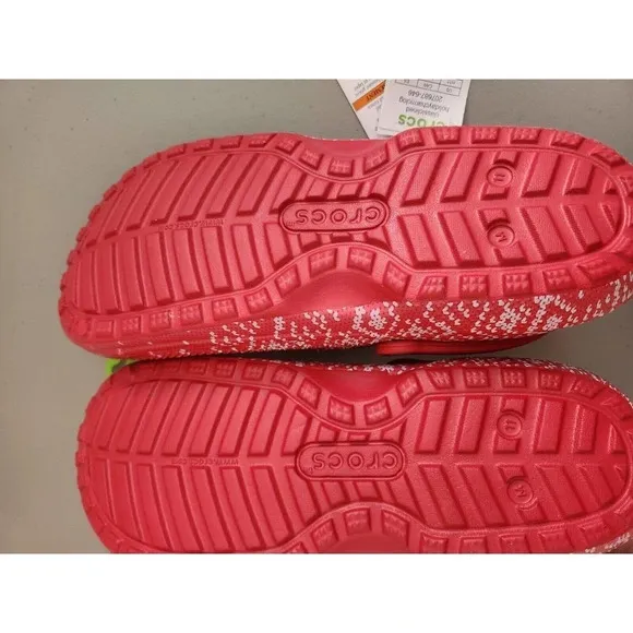 New Crocs Unisex-Adult Classic Lined Holiday Charm Clogs US M11 Red