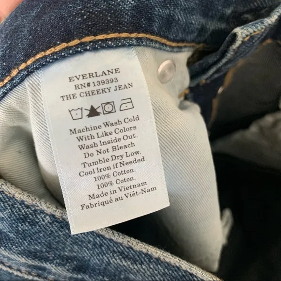 New Everlane The 90s cheeky high rise jeans in Vintage dark wash Size 26