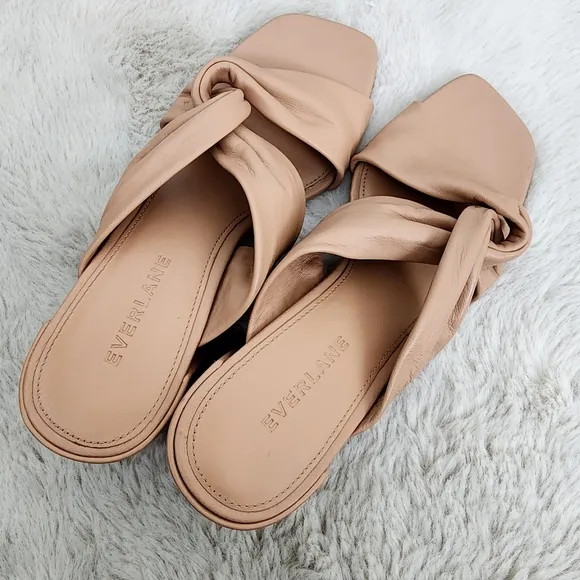 NEW Everlane The Day Twist Heel Tan Block Heel Mules with Knot Detail