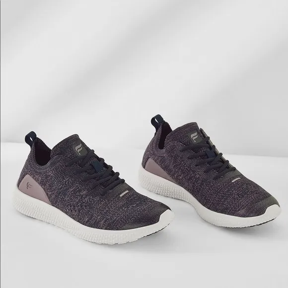 NEW Fabletics Cruz Knit Performance Sneaker Running Shoes New Without Box 8.5