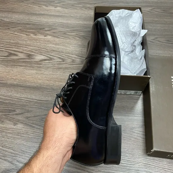 NEW Florsheim Black Cap-Toe Oxfords 9 3E