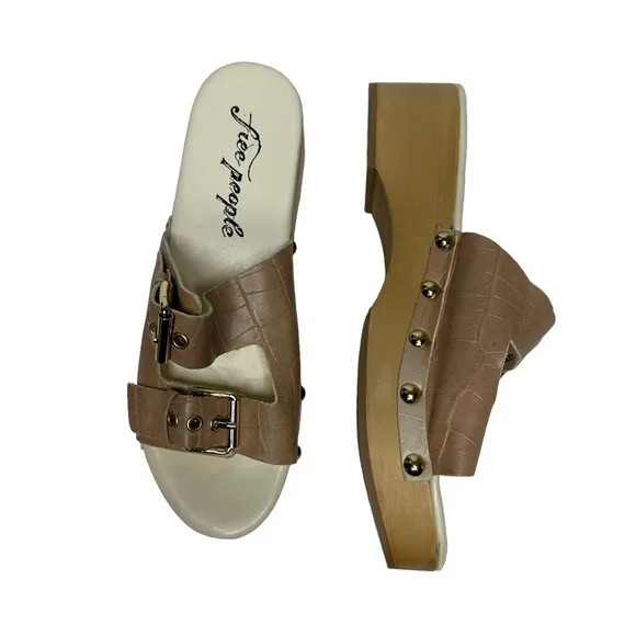 NEW Free People Fiona Embossed Croc Leather/Wood Clog Buckle Sandals 39