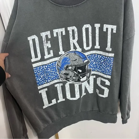 New Gameday Couture Gray Vintage Wash Oversized Crewneck Fleece Pullover