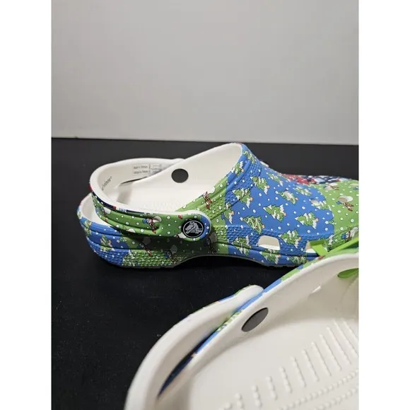 New Holiday VINEYARD VINES Crocs Classic Clog kid Size J4  Christmas Shoes