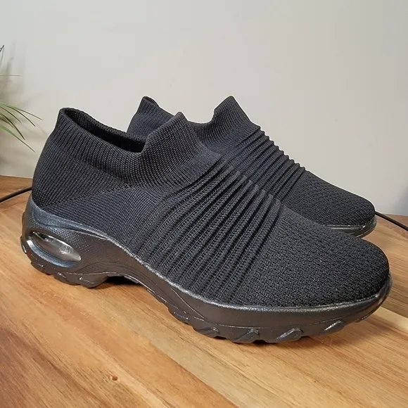 NEW Hyper Black Comfy Memory Foam Slip On Sneakers Size 9