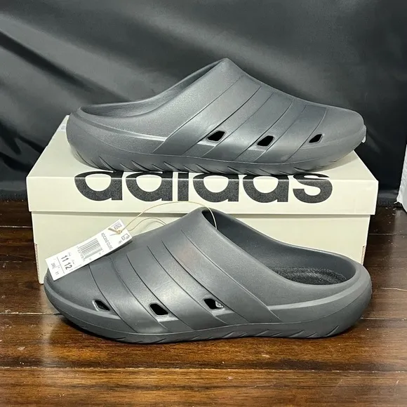 New IN BOX ADIDAS ADICANE CLOGS