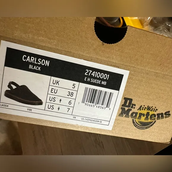 NEW IN BOX DR MARTENS Carlson Mules in Black Suede, Unisex Size 7W/6M