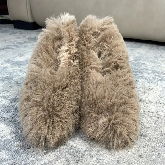 New Jeffrey Campbell Fluff MF Faux Fur Block Heel Mules Furry Beige Sz 5.5