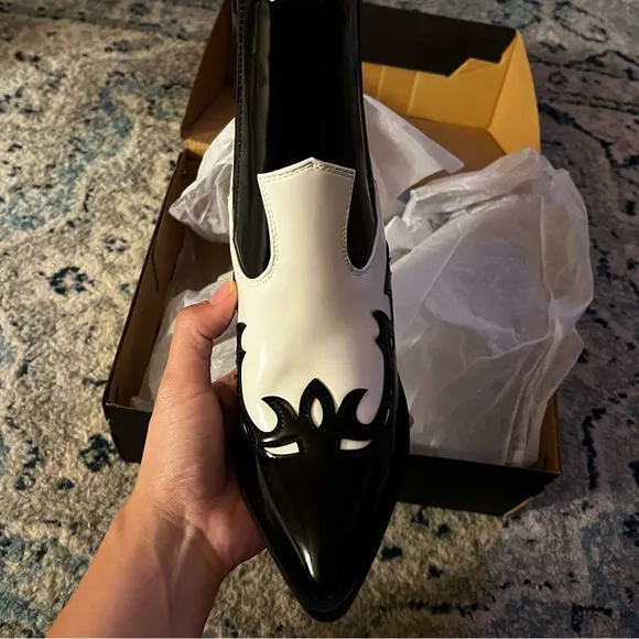 New JustFab Faye Western color block patent leather cowgirl ankle boots Size 7