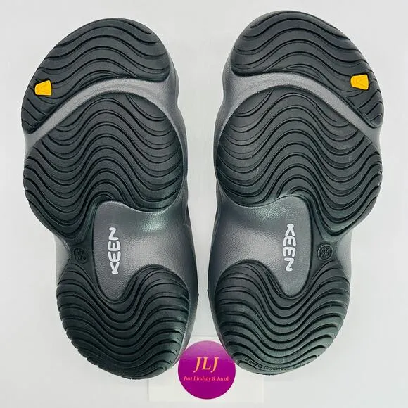 NEW KEEN Women's Yogui Slip On Comfort Clogs Magnet/Black 1026246 Size 9