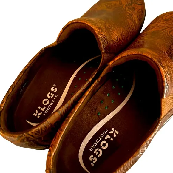New Klogs Footwear Naples Brown Tooled Leather Slip-Ons, size 9 Wide