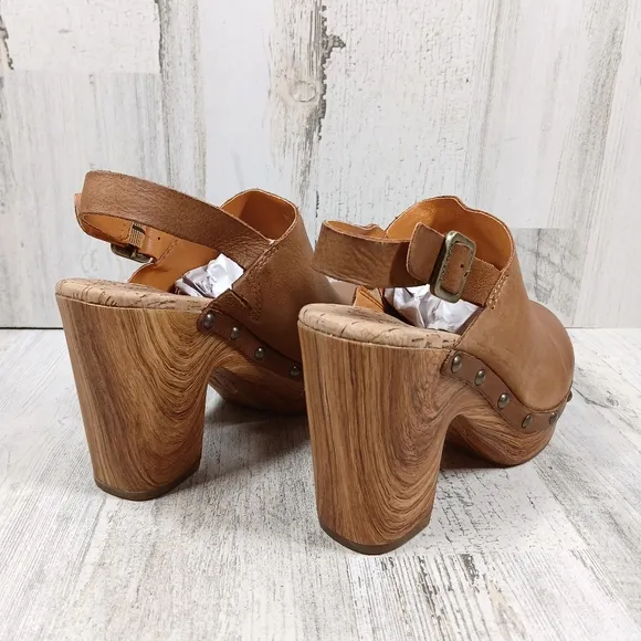 NEW Kork Ease Darby Brown Leather Studded Slingback Block Heel Clogs #874