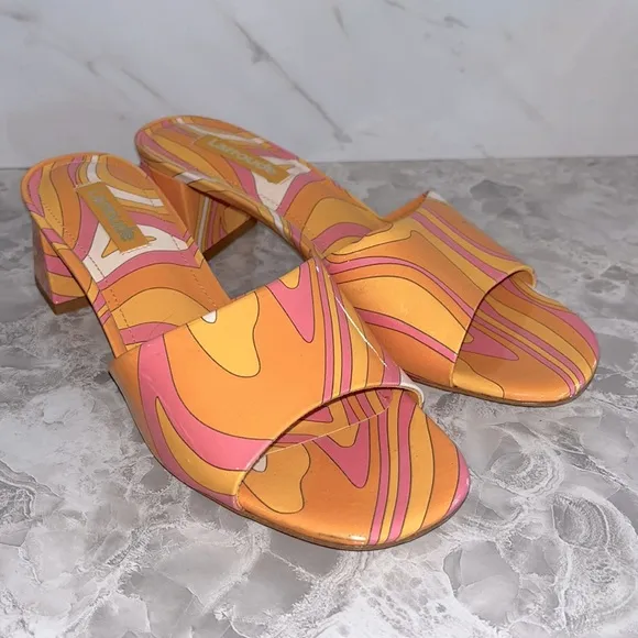 NEW Larroude Brigitte patent Leather orange printed block heel mules sz 6