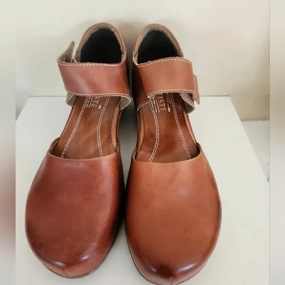 NEW L'Artiste by Spring Step Brown Burnished Leather MaryJane Clogs Sz.8/38 $130