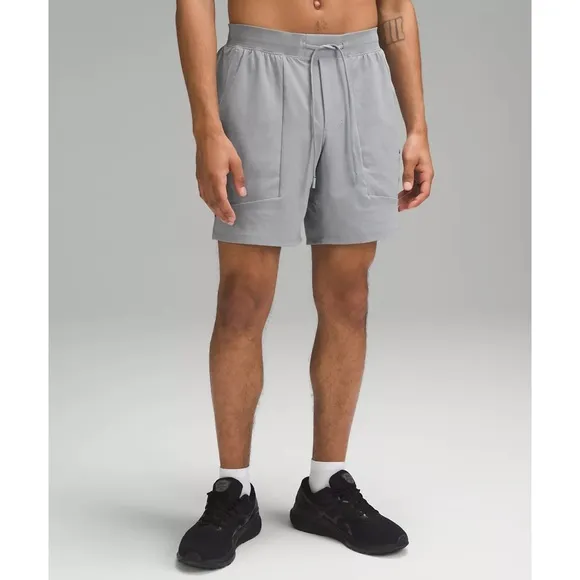 New Lululemon License to Train Linerless Short 7&quot; in Rhino Grey Medium
