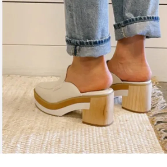 new MATISSE Bone Leather Kristy Block Heel Mules 253