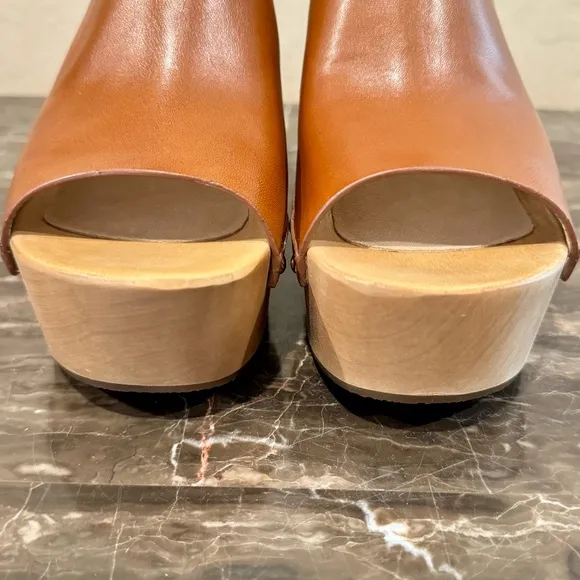 NEW Michael Kors Beatrice Slide Leather Open Toe Clogs
