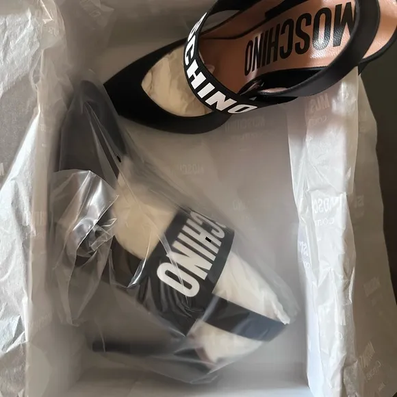 New Moschino Slingback Heels